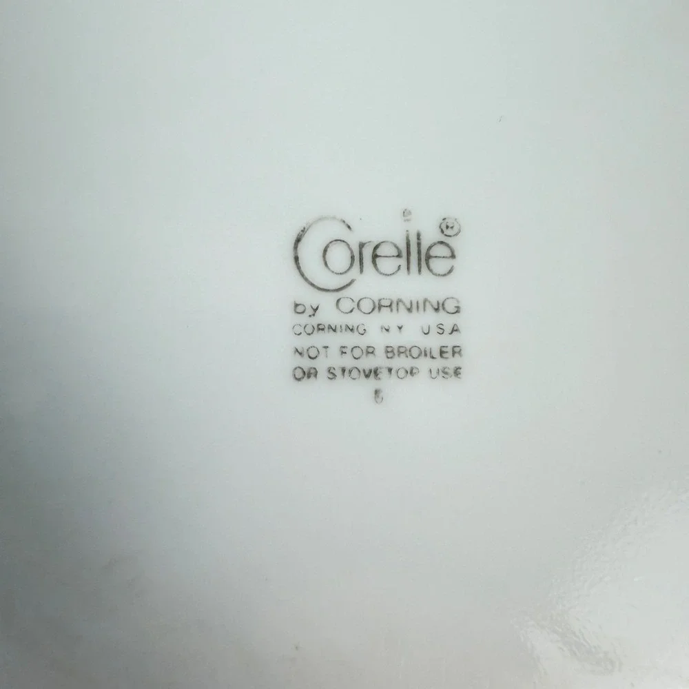Corelle Plates (Butterfly Gold) Set of 4 Vintage Mid Century Modern Gold Floral